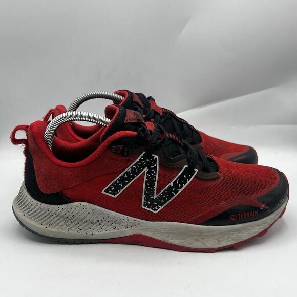 New Balance Nitro V4 Mens 8.5D Red Athletic Trail Running Hiking Sneakers Shoes - Picture 1 of 13